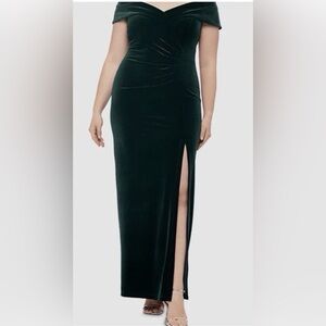 XSCAPE Women's Green Velvet Off-the-Shoulder Lined Gown Sheath Dress Size 18W